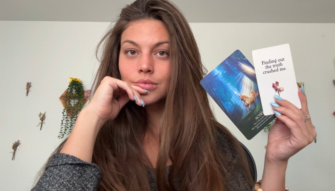 Divine Redirection Love & Friendships – 30-Minute Pre-Recorded Tarot & Oracle Reading